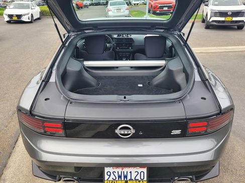 Certified 2025 Nissan Z Sport w/ Floor Mat Package image 11