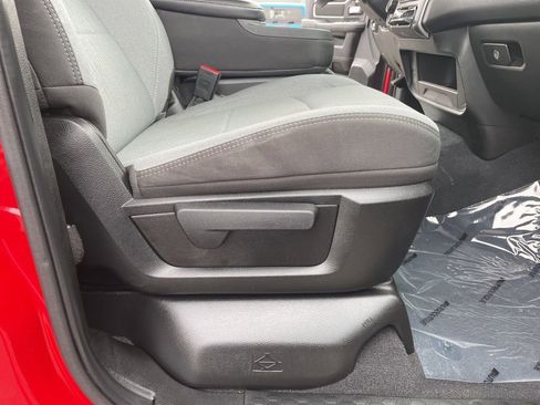 Used 2024 RAM 2500 Big Horn w/ Bed Utility Group image 38