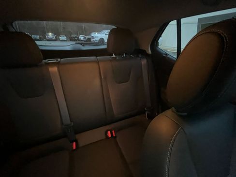 Used 2025 Buick Encore GX Preferred image 31