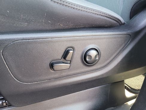 Used 2023 RAM 1500 Big Horn AWD/4WD image 19
