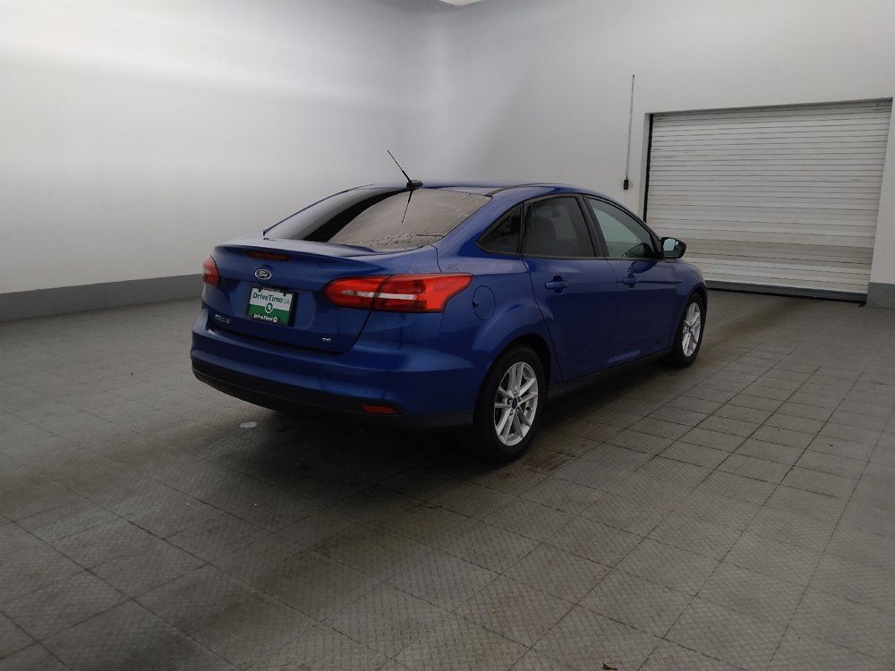 Used 2018 Ford Focus SE FWD image 9