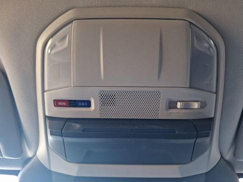 Used 2023 Subaru Ascent Premium image 20