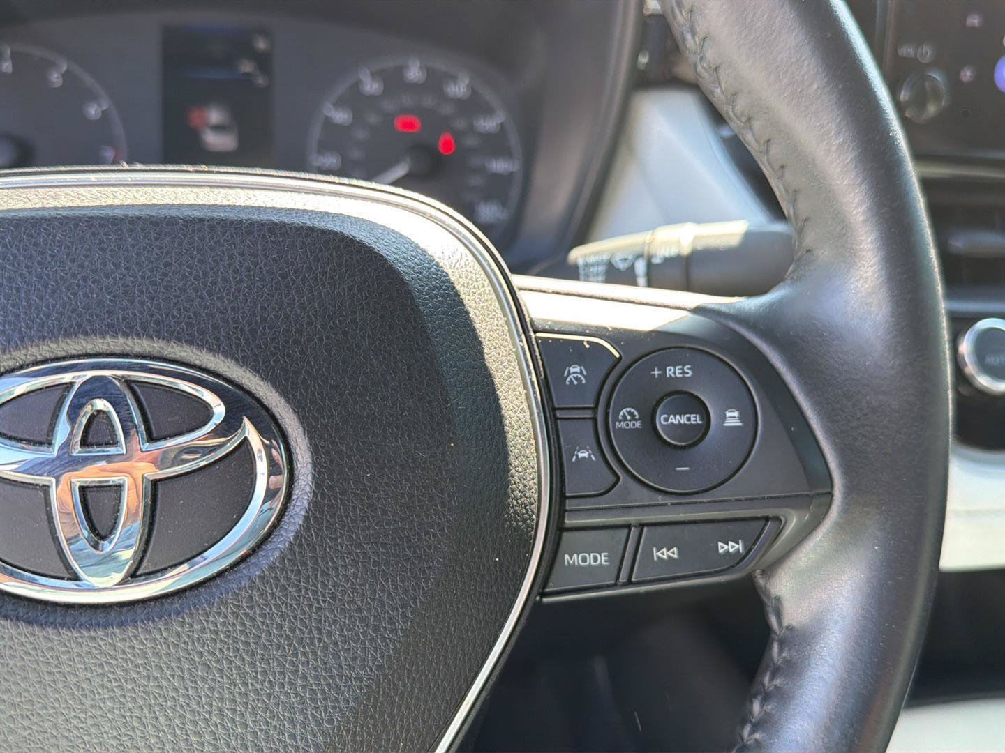 Used 2023 Toyota Corolla SE FWD image 21