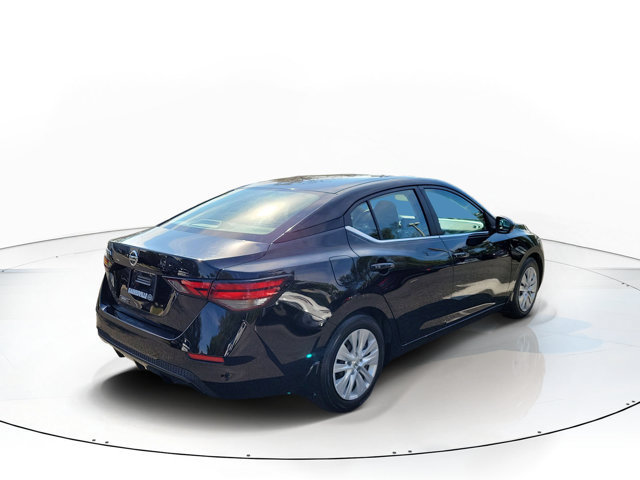 Used 2021 Nissan Sentra S FWD image 2