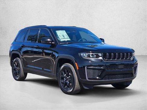 New 2026 Jeep Grand Cherokee Altitude AWD/4WD image 7