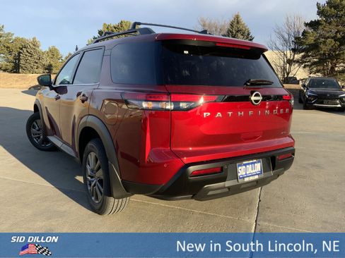 New 2026 Nissan Pathfinder SV image 3