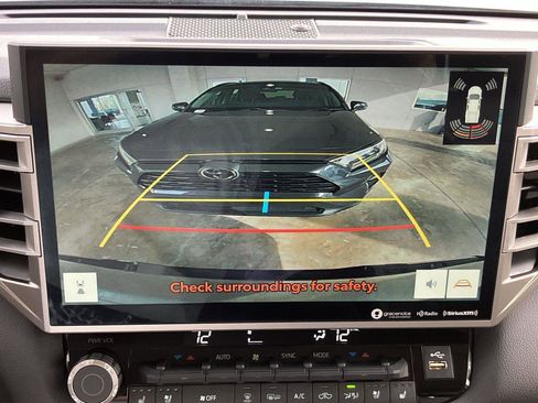 Used 2024 Toyota Tundra Limited image 11