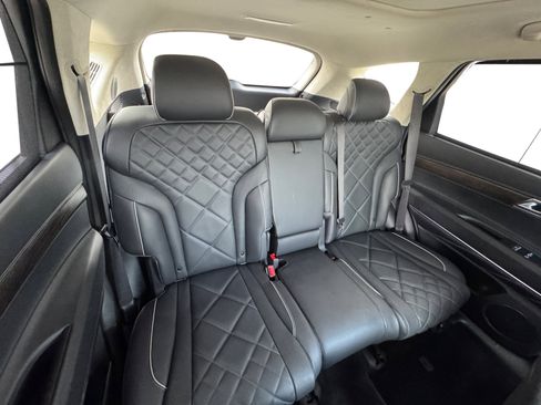 Used 2025 Genesis GV80 3.5T Prestige AWD/4WD image 18