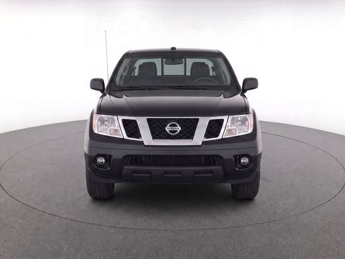 Used 2018 Nissan Frontier SV w/ Value Truck Package AWD/4WD image 8