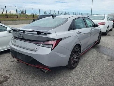Used 2022 Hyundai Elantra N FWD image 3