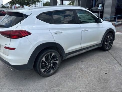 Used 2021 Hyundai Tucson Sport AWD/4WD image 3