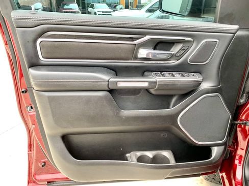 Used 2023 RAM 1500 Laramie AWD/4WD image 11