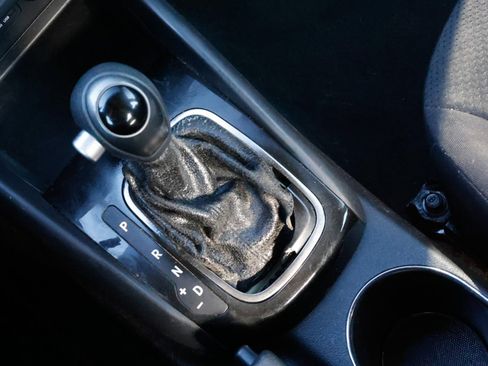 Used 2012 Kia Forte EX image 35