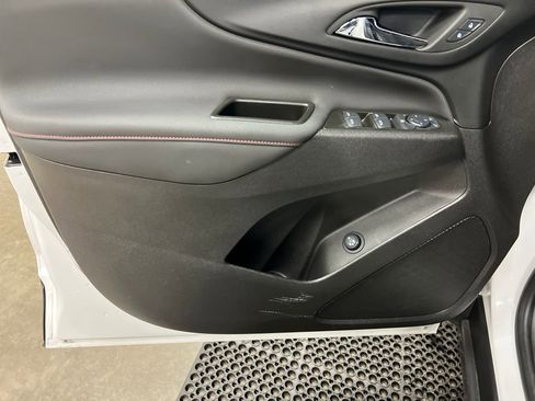 Certified 2024 Chevrolet Equinox RS image 15