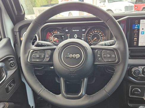 New 2026 Jeep Gladiator Sport image 14