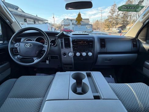 Used 2010 Toyota Tundra 4x4 Double Cab image 14