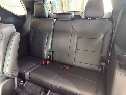 New 2026 Chevrolet Traverse LT image 24