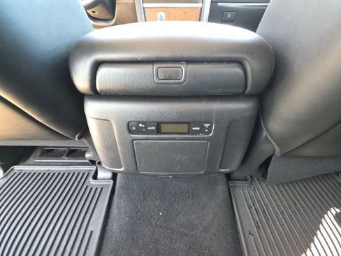Used 2021 Nissan Armada SL w/ Captain's Chairs Package RWD image 26