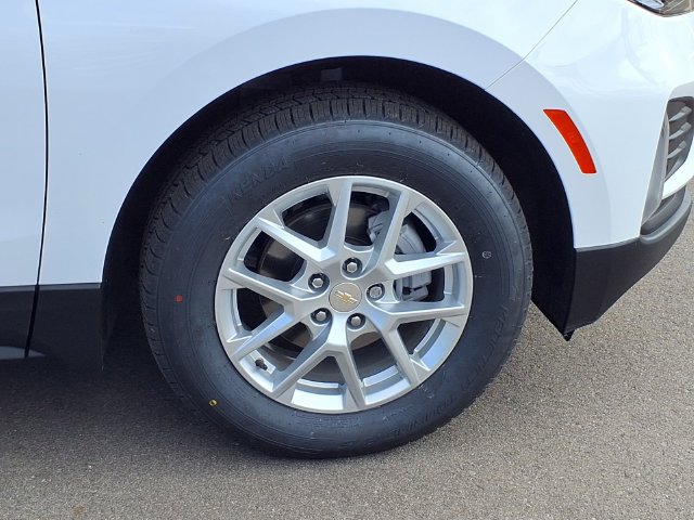 Used 2024 Chevrolet Equinox LT w/ LPO, Floor Liner Package FWD image 29
