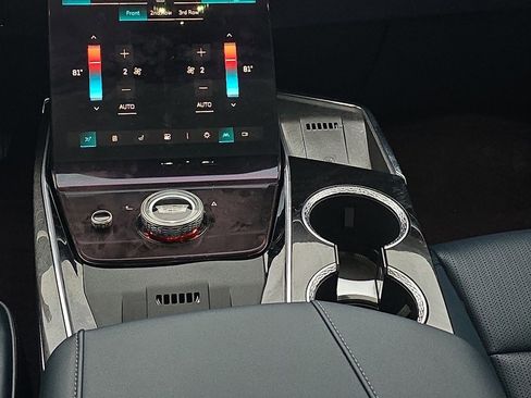 Used 2025 Cadillac Escalade IQ Sport 2 image 26