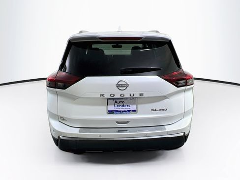 Used 2024 Nissan Rogue SL w/ SL Premium Package AWD/4WD image 6