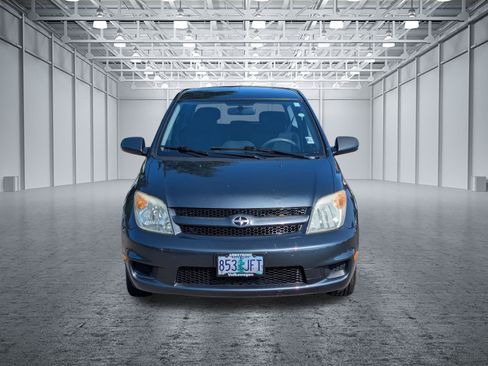 Used 2006 Scion xA FWD image 8