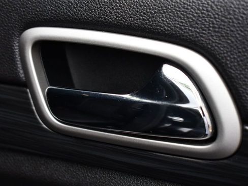 Used 2020 Jeep Grand Cherokee Altitude image 50