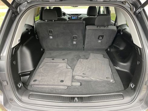 Used 2023 Jeep Grand Cherokee Laredo w/ Luxury Tech Group I image 7