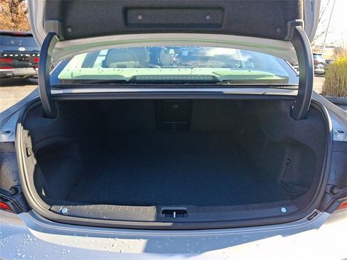 Used 2023 Volvo S90 B6 Plus image 28