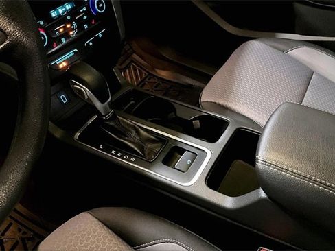 Used 2018 Ford Escape SE image 33