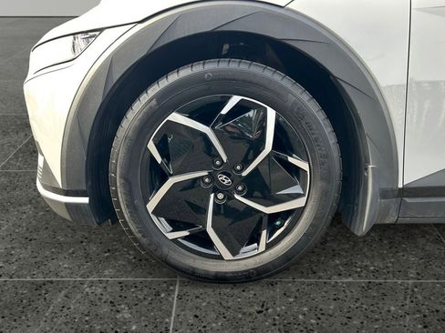Used 2024 Hyundai Ioniq 5 SEL AWD/4WD image 4