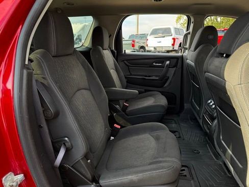 Used 2013 GMC Acadia SLE image 21