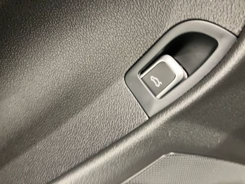 Used 2015 Audi A4 2.0T Premium Plus w/ Technology Package image 20