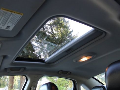 Used 2008 Chevrolet Impala LTZ image 9