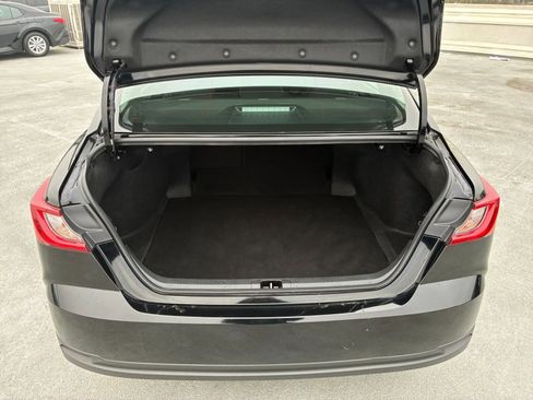 Used 2025 Toyota Camry LE image 29