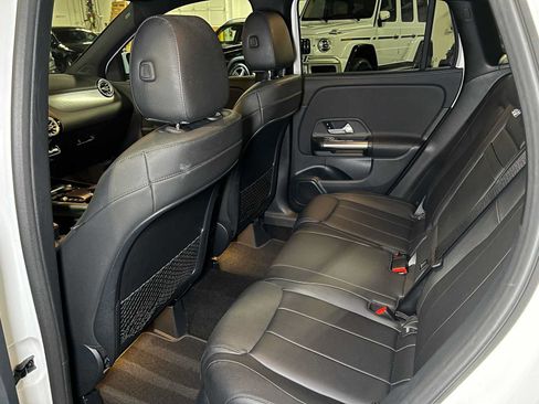 Certified 2021 Mercedes-Benz GLA 250 4MATIC image 19