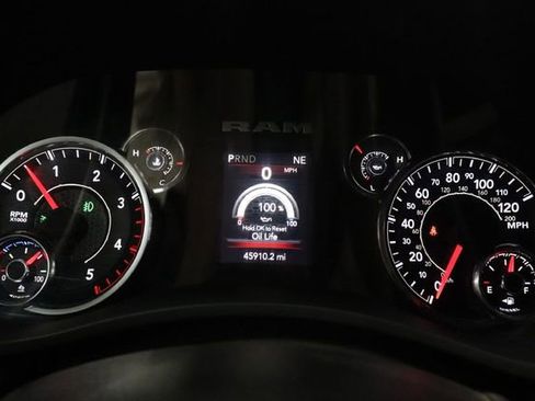 Used 2024 RAM 2500 Big Horn image 17