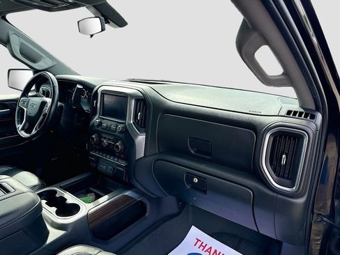 Used 2020 Chevrolet Silverado 1500 RST w/ True North Edition AWD/4WD image 28