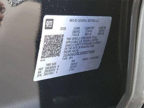 New 2025 Chevrolet Suburban High Country image 33