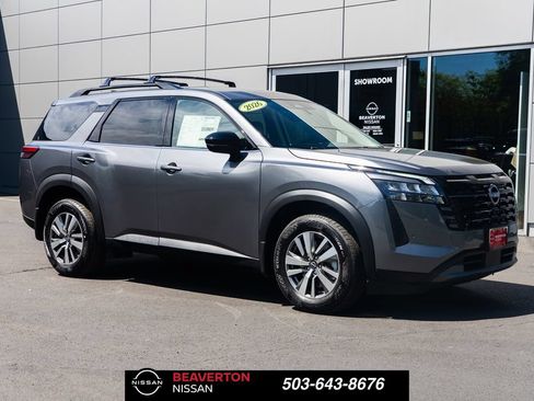 New 2026 Nissan Pathfinder SL AWD/4WD image 1