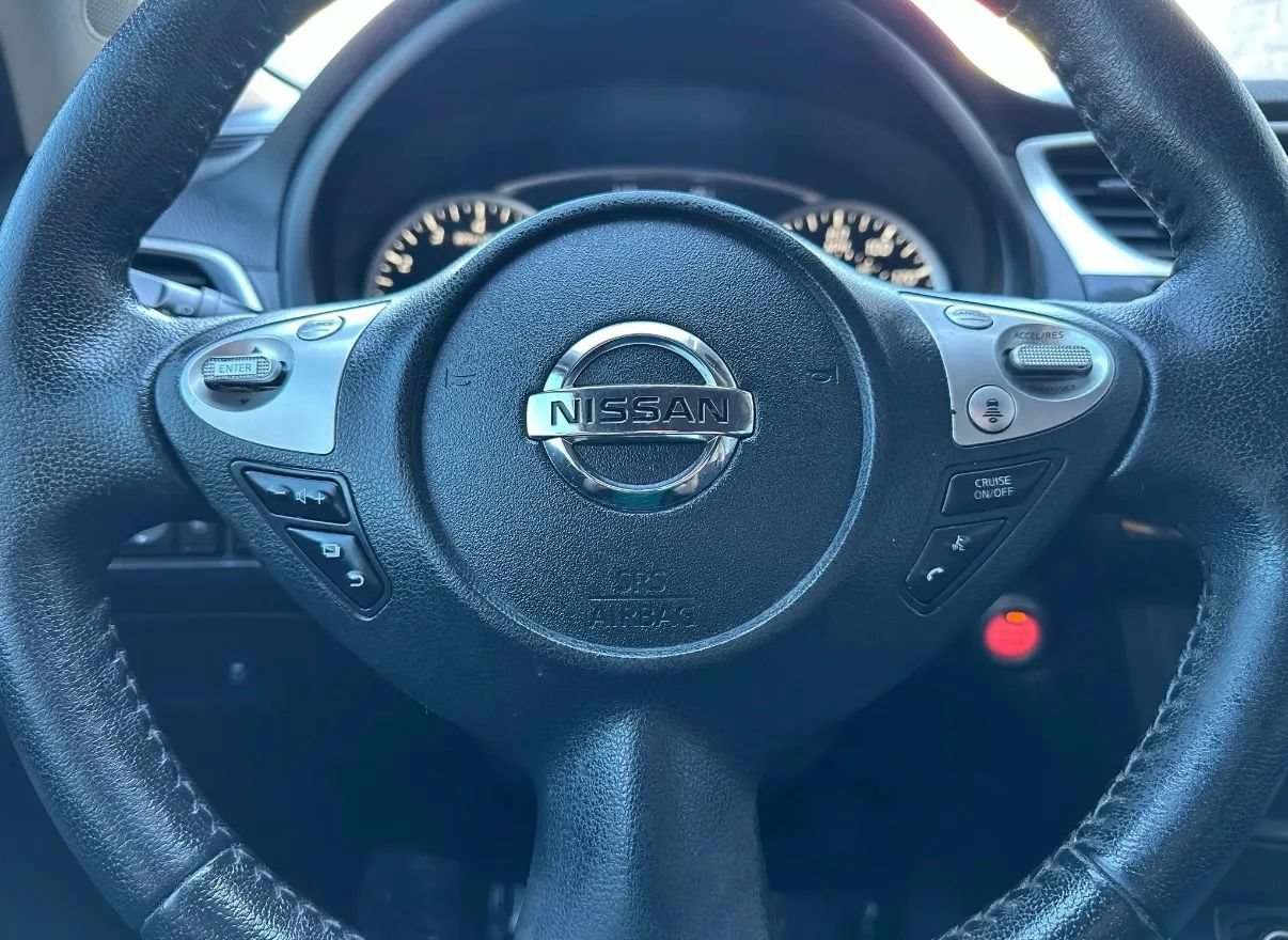 Used 2019 Nissan Sentra SV w/ Special Edition Package FWD image 13
