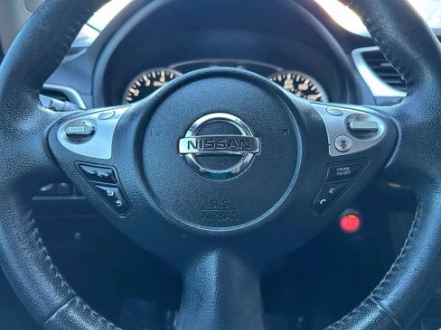 Used 2019 Nissan Sentra SV w/ Special Edition Package FWD image 13