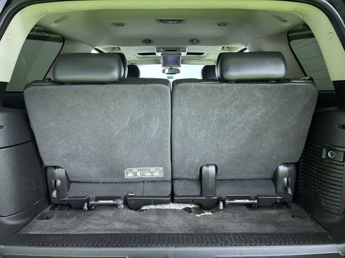 Used 2013 Chevrolet Tahoe LT image 16