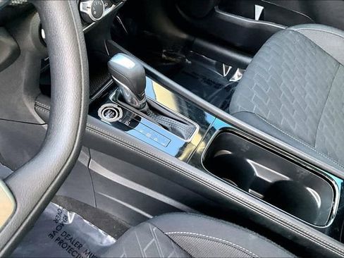 Used 2024 Nissan Kicks SV image 13