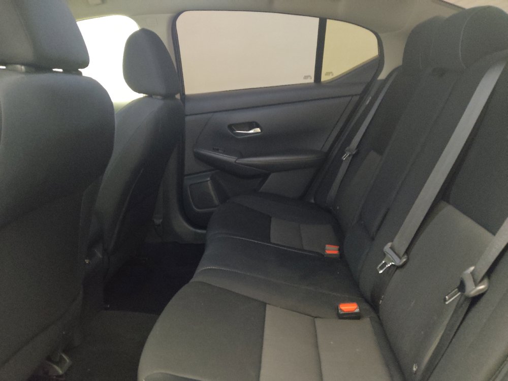 Used 2021 Nissan Sentra SV FWD image 18
