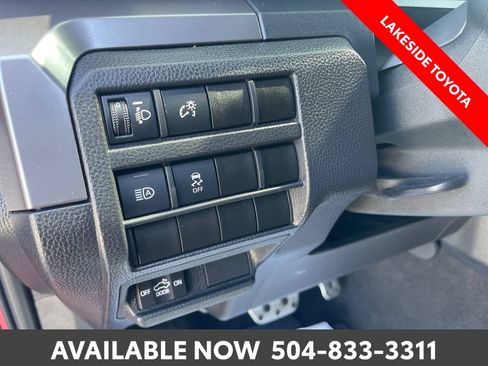 Used 2025 Toyota Tacoma TRD Sport AWD/4WD image 25