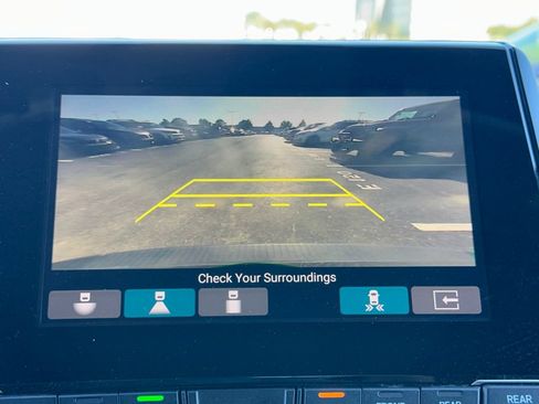 Used 2022 Honda Odyssey Elite image 25