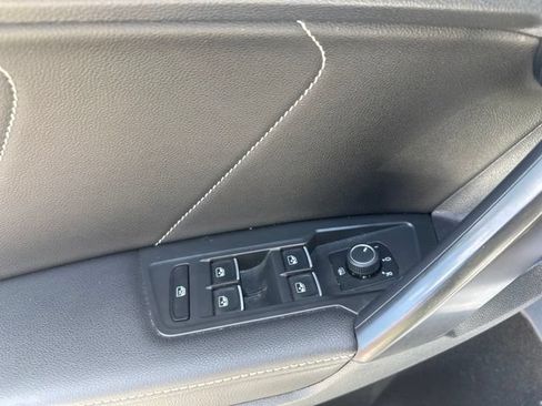 Used 2023 Volkswagen Tiguan SE R-Line FWD image 13