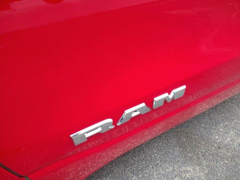 Used 2025 RAM 1500 Laramie image 7