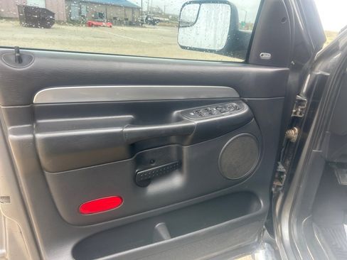 Used 2005 Dodge Ram 2500 Truck SLT AWD/4WD image 12